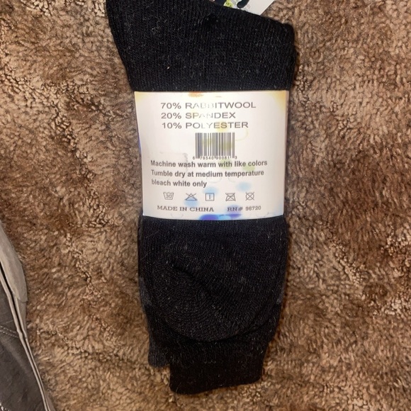 Thermal WOOL socks brand new n pack. - Picture 3 of 4